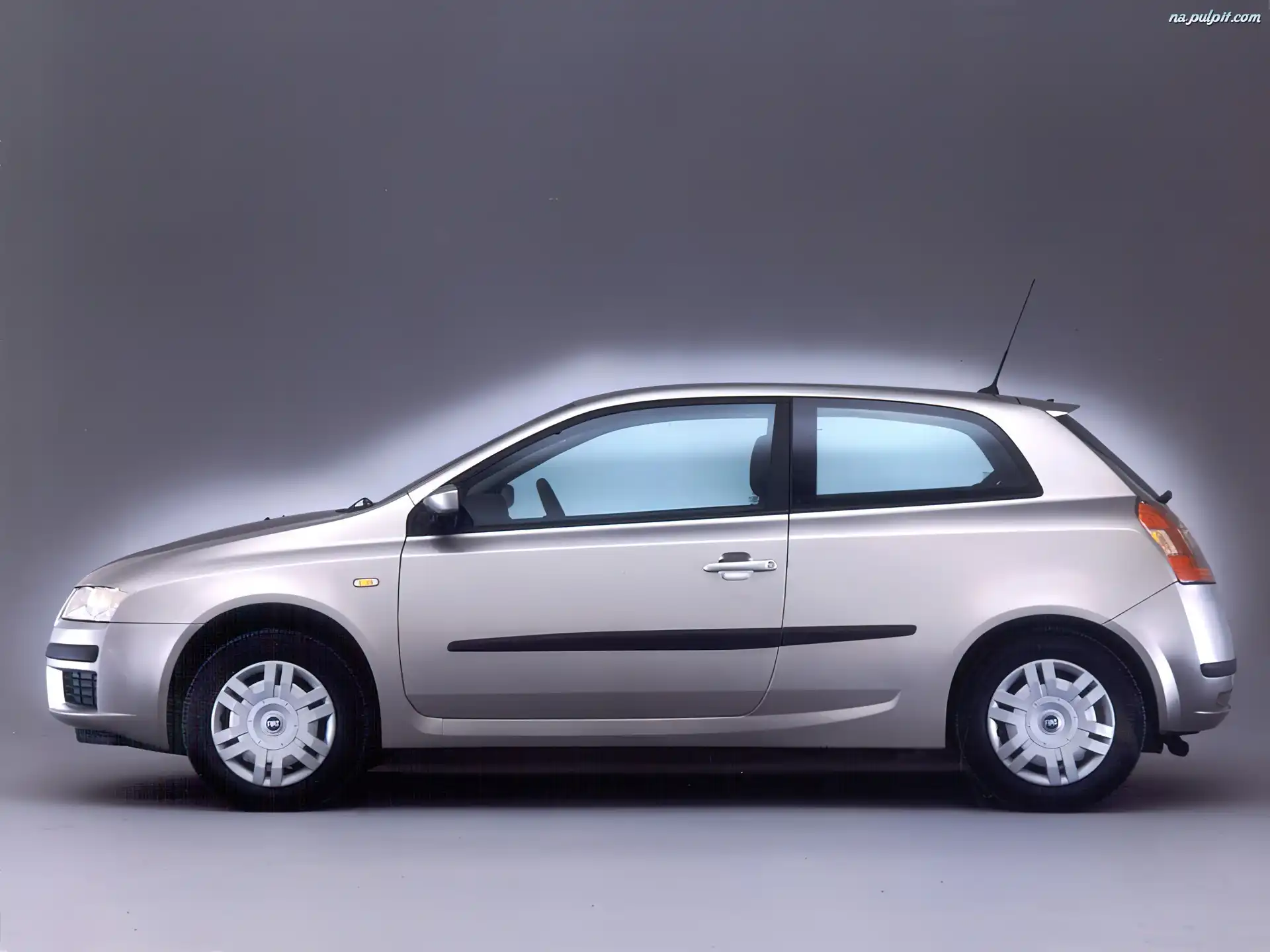 fiat-lewy-stilo-profil.jpeg